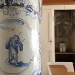 Old City Gem-Very Comfy Bed-Bakery Downstairs Apartment *