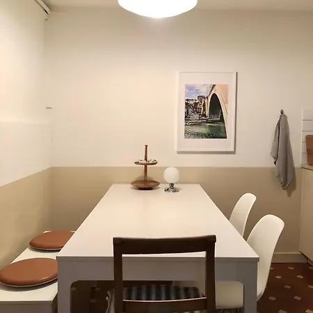 Apartment Historical Flat, By Zytglogge - 1st Floor *