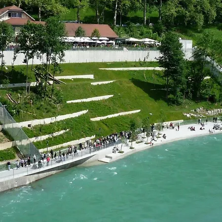 Old Town Gem Comfy Queen Bed & Fast Wifi