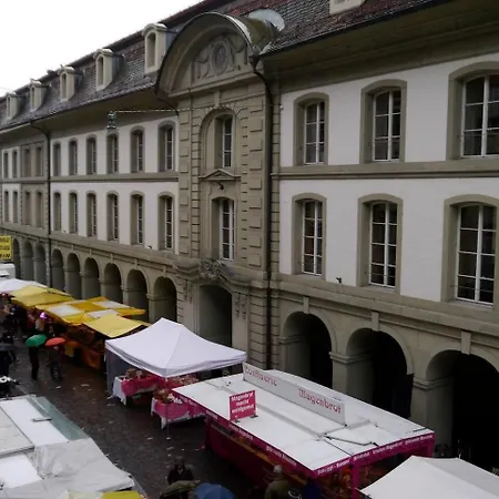 Old Town Gem Comfy Queen Bed & Fast Wifi Lägenhet *