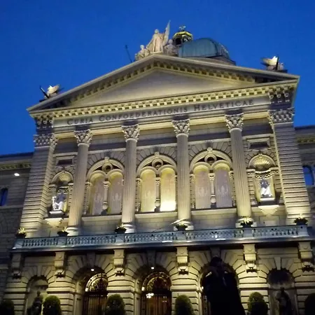 Old Town Gem Comfy Queen Bed & Fast Wifi Bern