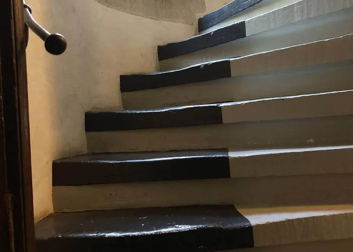 Old Town Gem Comfy Queen Bed & Fast Wifi 公寓