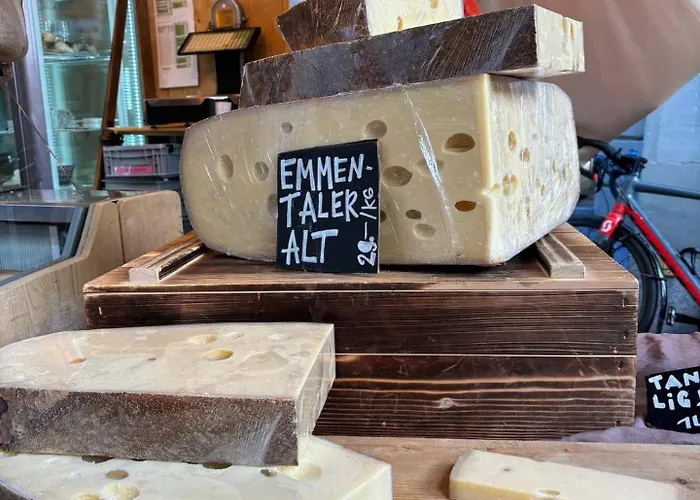 Old Town Gem Comfy Queen Bed & Fast Wifi 公寓